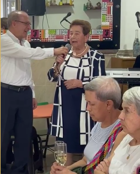 Celebración de los 90 años de Ángela Díaz de Caro